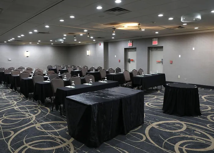 Chicago Oakbrook By Ihg Hotel 3*