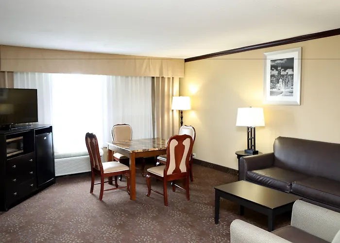 Chicago Oakbrook By Ihg 3*