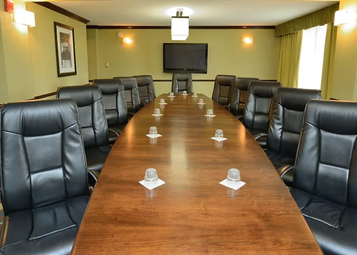 Chicago Oakbrook By Ihg Hotel 3*