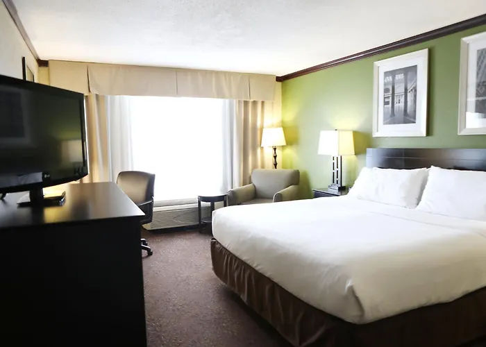 Hotel Chicago Oakbrook By Ihg 3*