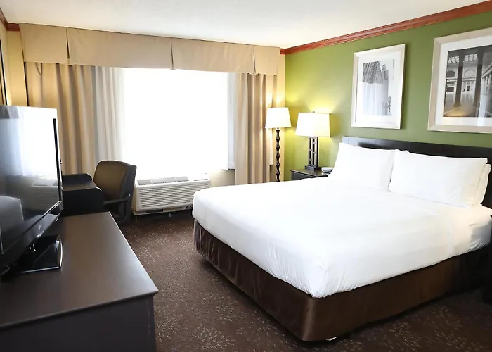 Chicago Oakbrook By Ihg 3*